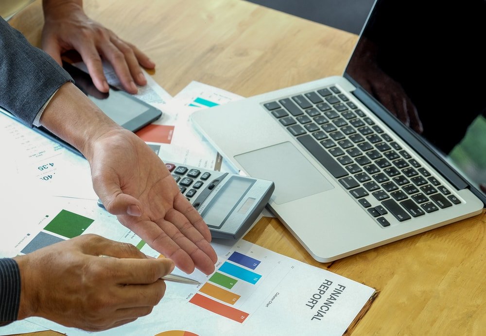 office_staff_team_is_Z0omD.jpg office_staff_team_is_Z0omD.jpg